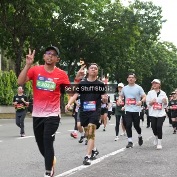 Runner Photo 3717661
