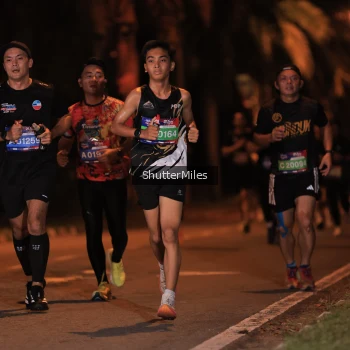Runner Photo 3717672