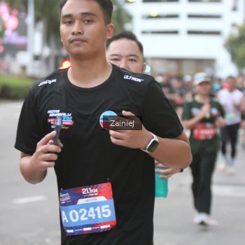 Runner Photo 3717686