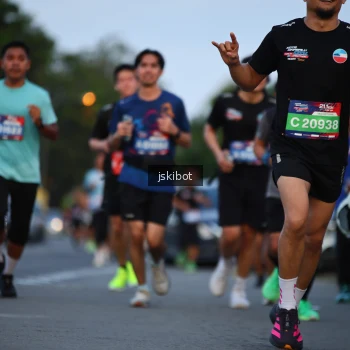 Runner Photo 3717702