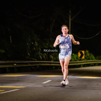 Runner Photo 3717728