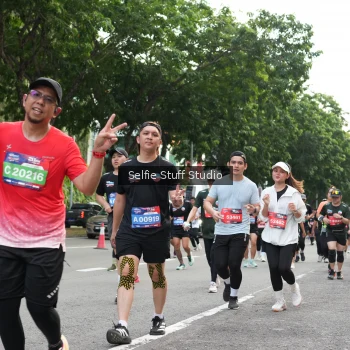 Runner Photo 3717746