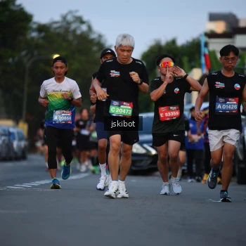 Runner Photo 3717810
