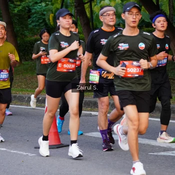 Runner Photo 3717833