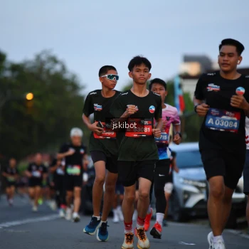 Runner Photo 3717844