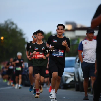 Runner Photo 3717859