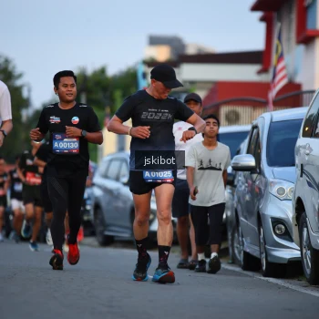 Runner Photo 3717896