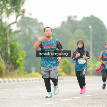 Runner Photo 3717898