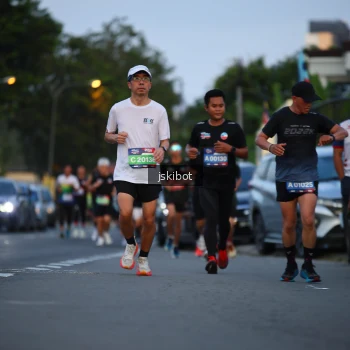 Runner Photo 3717914