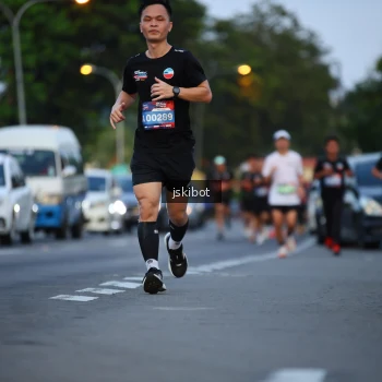 Runner Photo 3717927