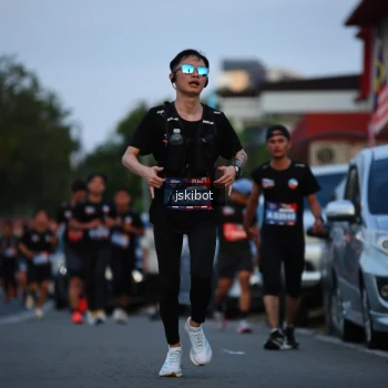 Runner Photo 3717978