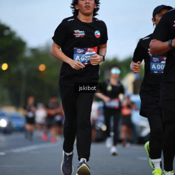 Runner Photo 3717992