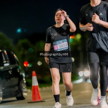 Runner Photo 3718002