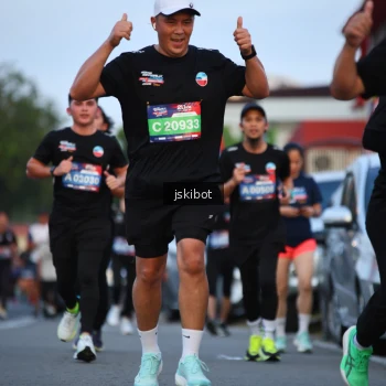 Runner Photo 3718027