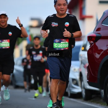 Runner Photo 3718038