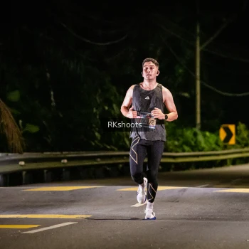 Runner Photo 3718055