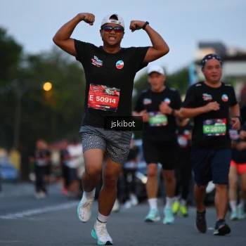 Runner Photo 3718076