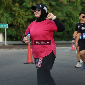 Runner Photo 3718134