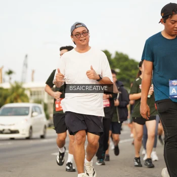 Runner Photo 3718175