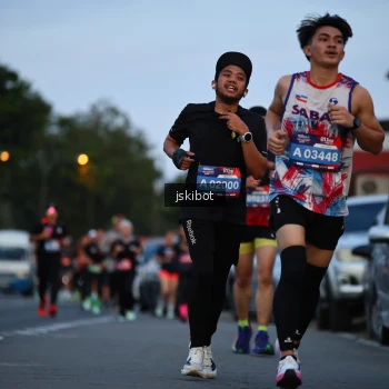 Runner Photo 3718181