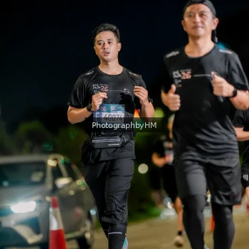 Runner Photo 3718243