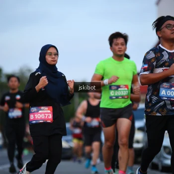 Runner Photo 3718245