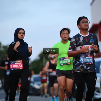Runner Photo 3718261