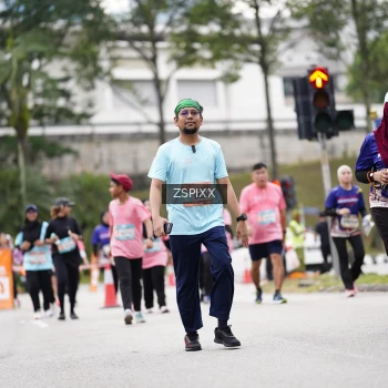 Runner Photo 3718331