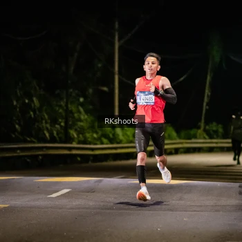 Runner Photo 3718338