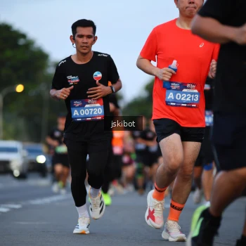 Runner Photo 3718377