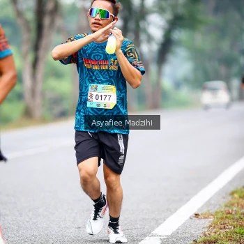 Runner Photo 3718379