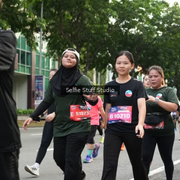 Runner Photo 3718400