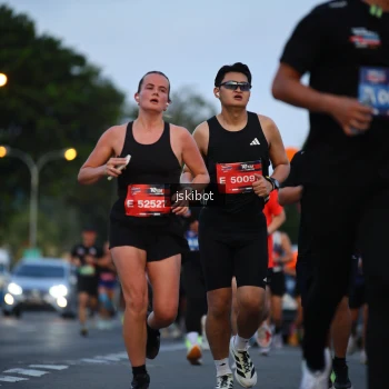 Runner Photo 3718422