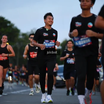 Runner Photo 3718434
