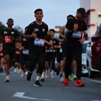 Runner Photo 3718476