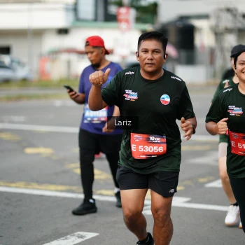 Runner Photo 3718543