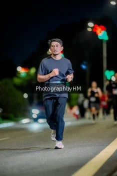 Runner Photo 3718579