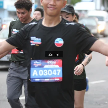 Runner Photo 3718601