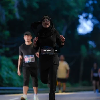 Runner Photo 3718643