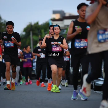 Runner Photo 3718654
