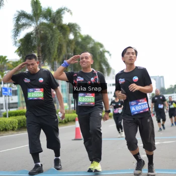Runner Photo 3718730