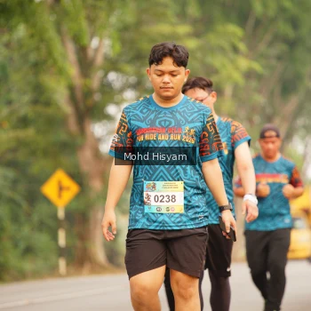 Runner Photo 3718762