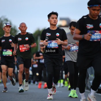 Runner Photo 3718802