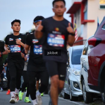 Runner Photo 3718818