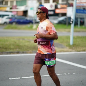 Runner Photo 3718876