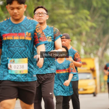 Runner Photo 3718885