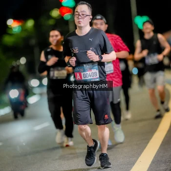 Runner Photo 3718945