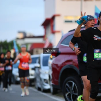 Runner Photo 3718951