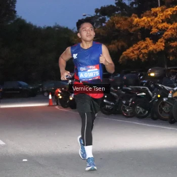 Runner Photo 3718971