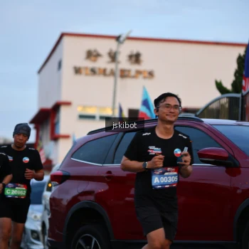 Runner Photo 3718974